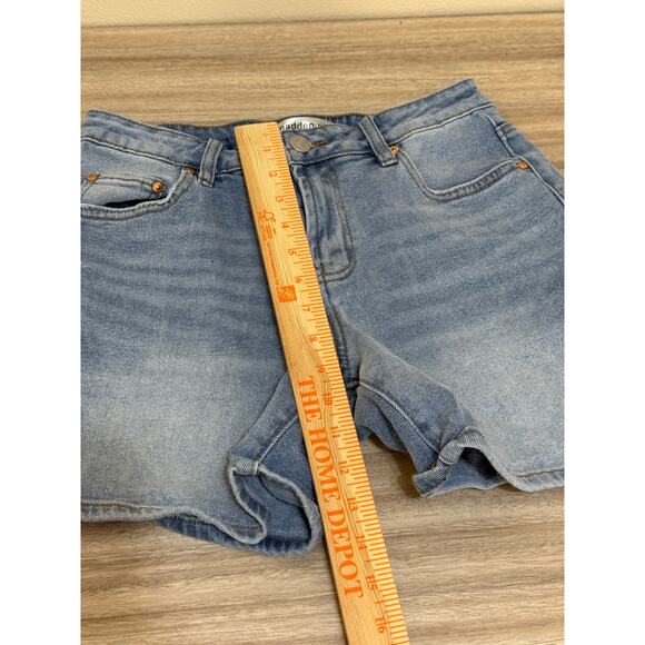 Madden Girl Shorts Women 9 Blue Denim School Preppy Beach Outdoor Summer - Picture 6 of 7
